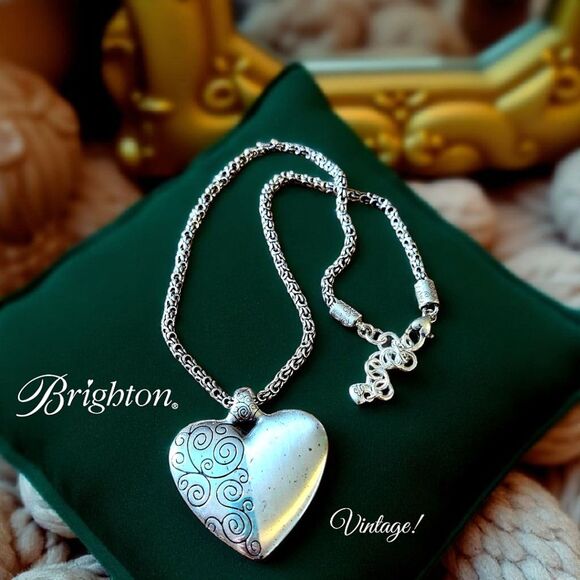 BRIGHTON Scrolled and Brushed Silver Puff Heart Necklace VINTAGE INSPIRED - Picture 1 of 9